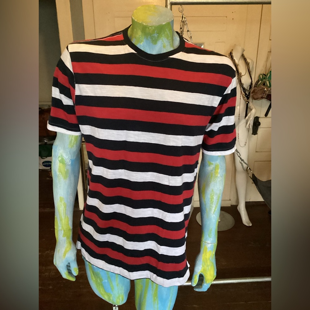 P D & C red black white stripes